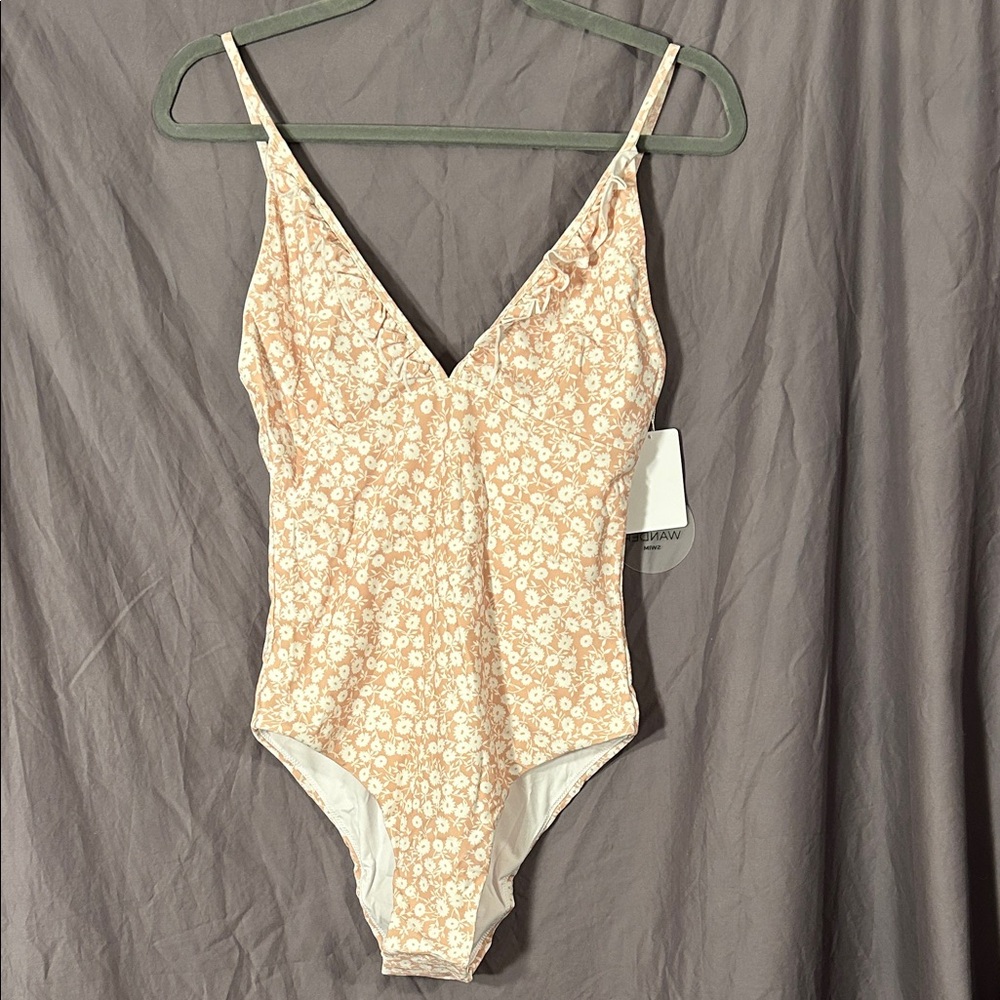 Lost + Wander Floral One Piece Swimsuit - Cream and White